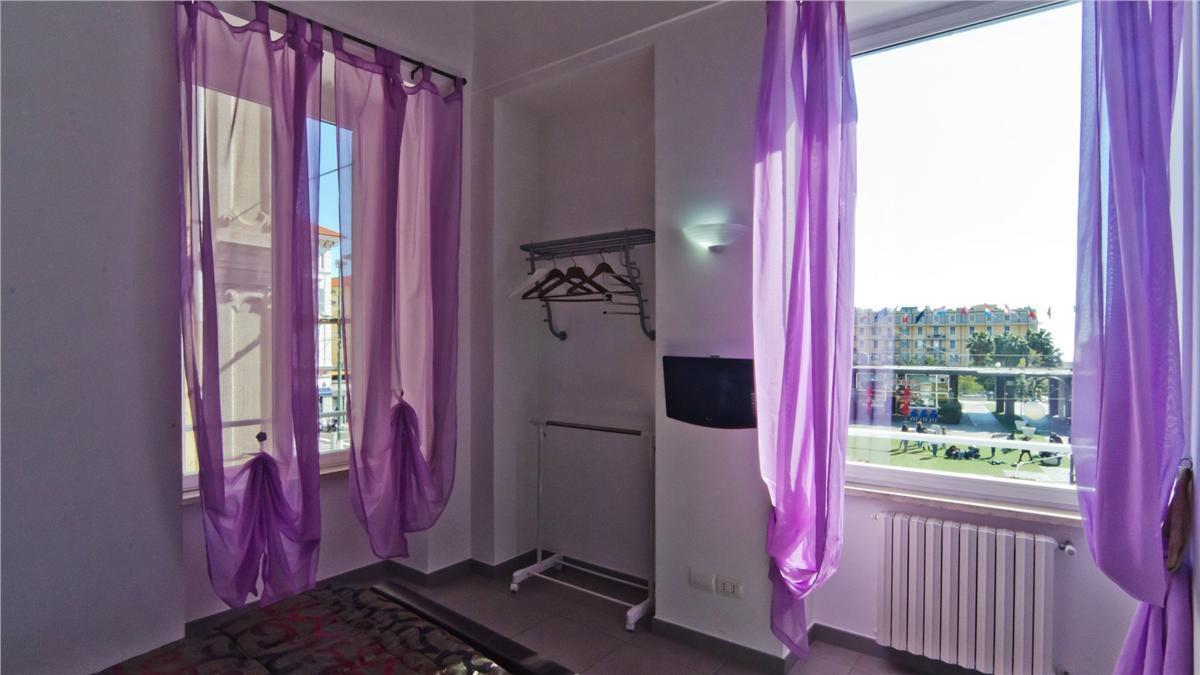Londrino Sanremo Hotel Bagian luar foto
